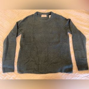 Old Navy BRAND NEW Crew Neck Sweater